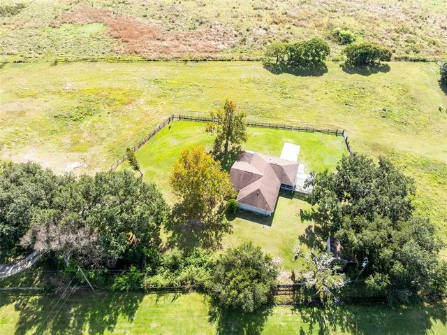 a view of an ocean view