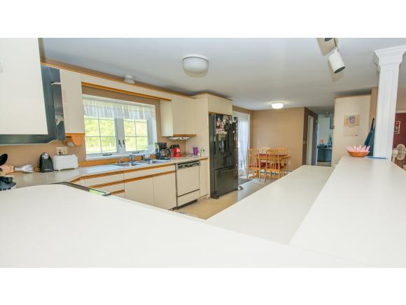 61 Bedford Road Merrimack, NH 03054 - Photo 11 of 34