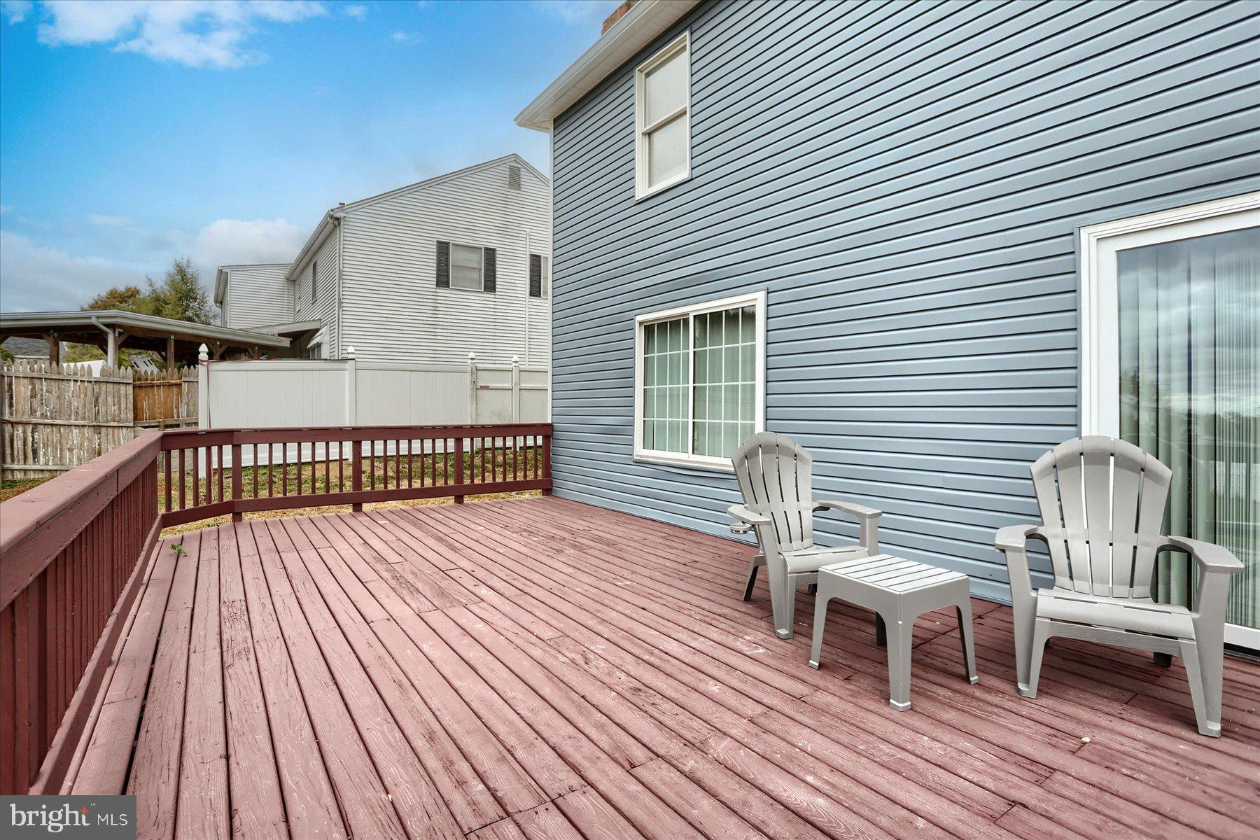 3704 Reichert Road Harrisburg, PA 17110 - Photo 43 of 44 a balcony with table and chairs