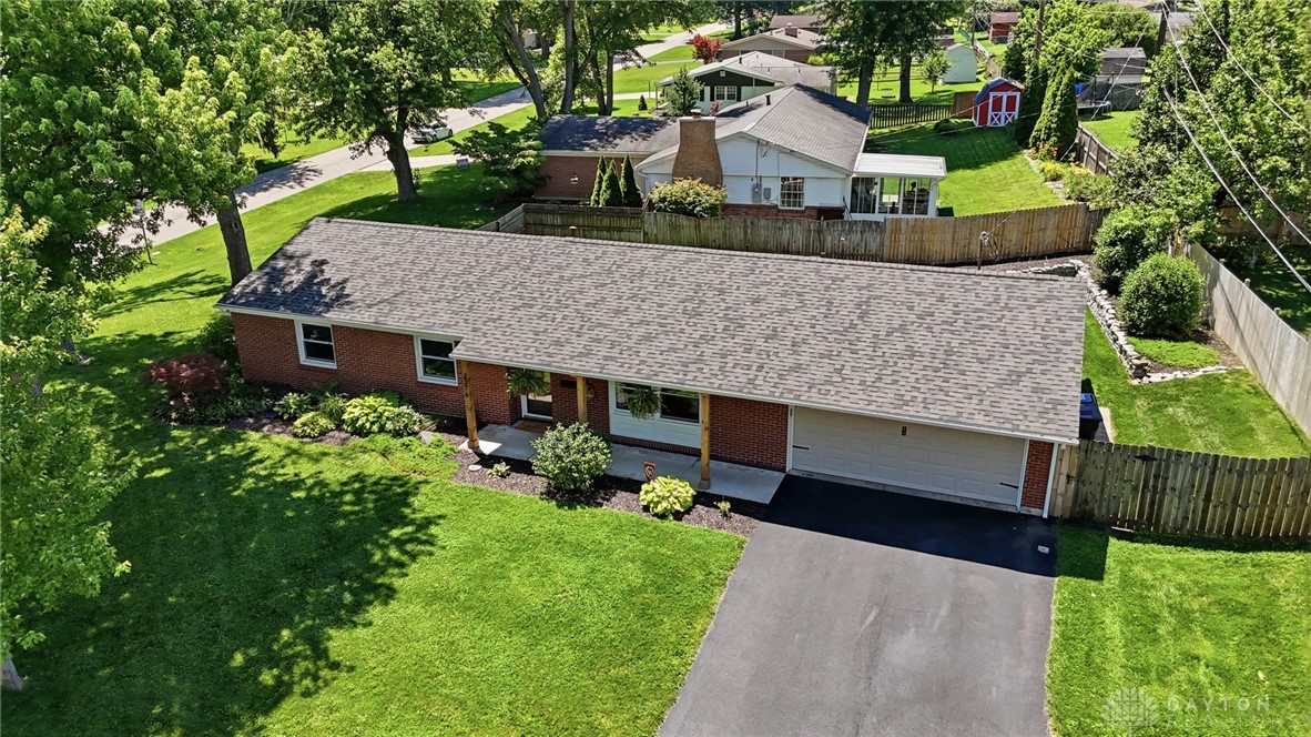 2376 Portage Path Bellbrook, OH 45305 - Photo 2 of 46