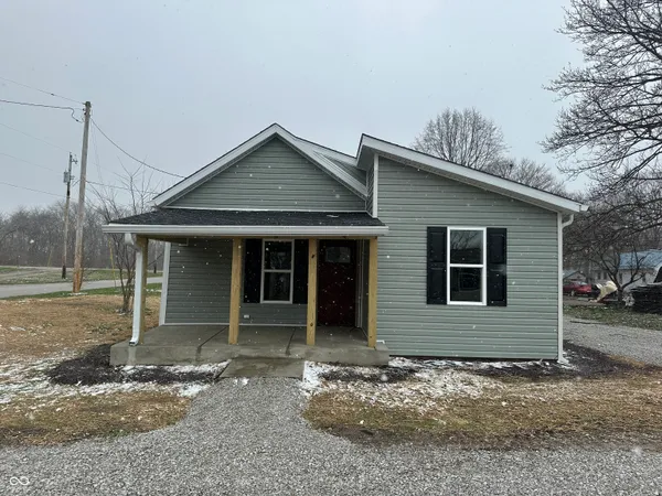 $129,900 | 500 South Main Street, Veedersburg, IN 47987