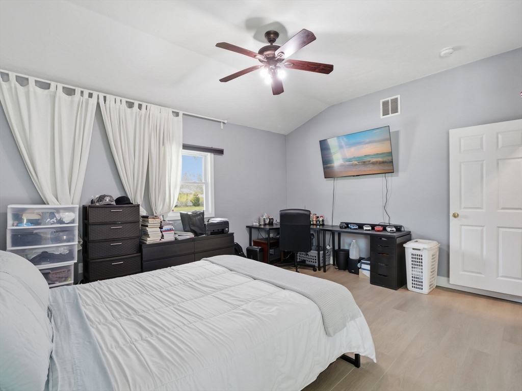 161 Keswick Road Brockton, MA 02302 - Photo 16 of 39