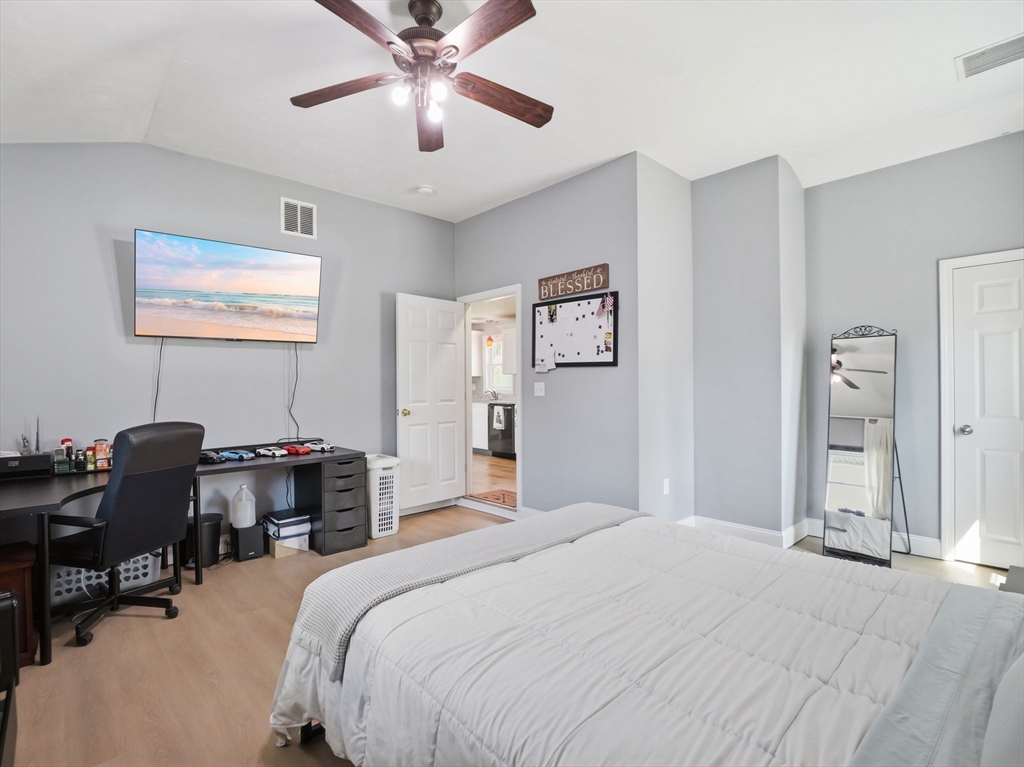 161 Keswick Road Brockton, MA 02302 - Photo 17 of 39