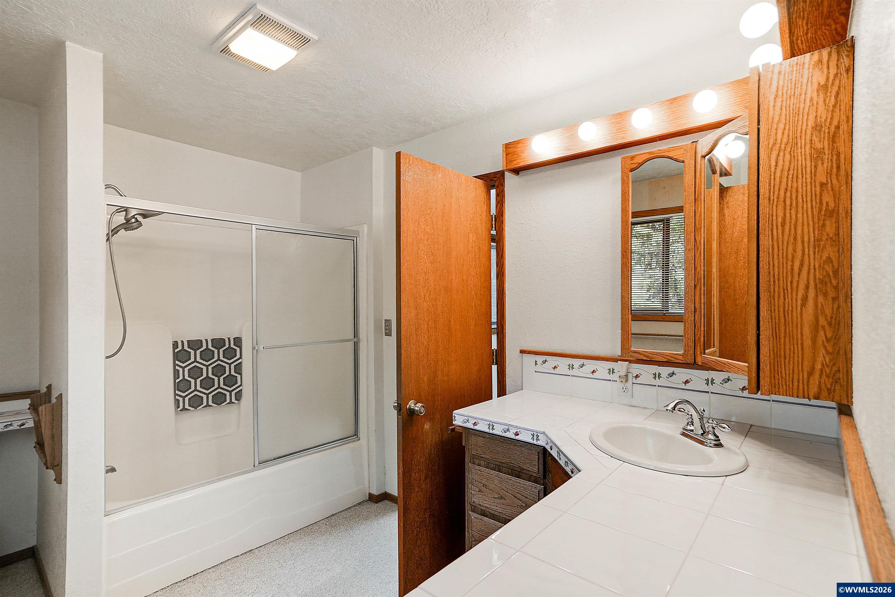 375 Pioneer Road Dallas, OR 97338 - Photo 31 of 50 Gallery Image 31