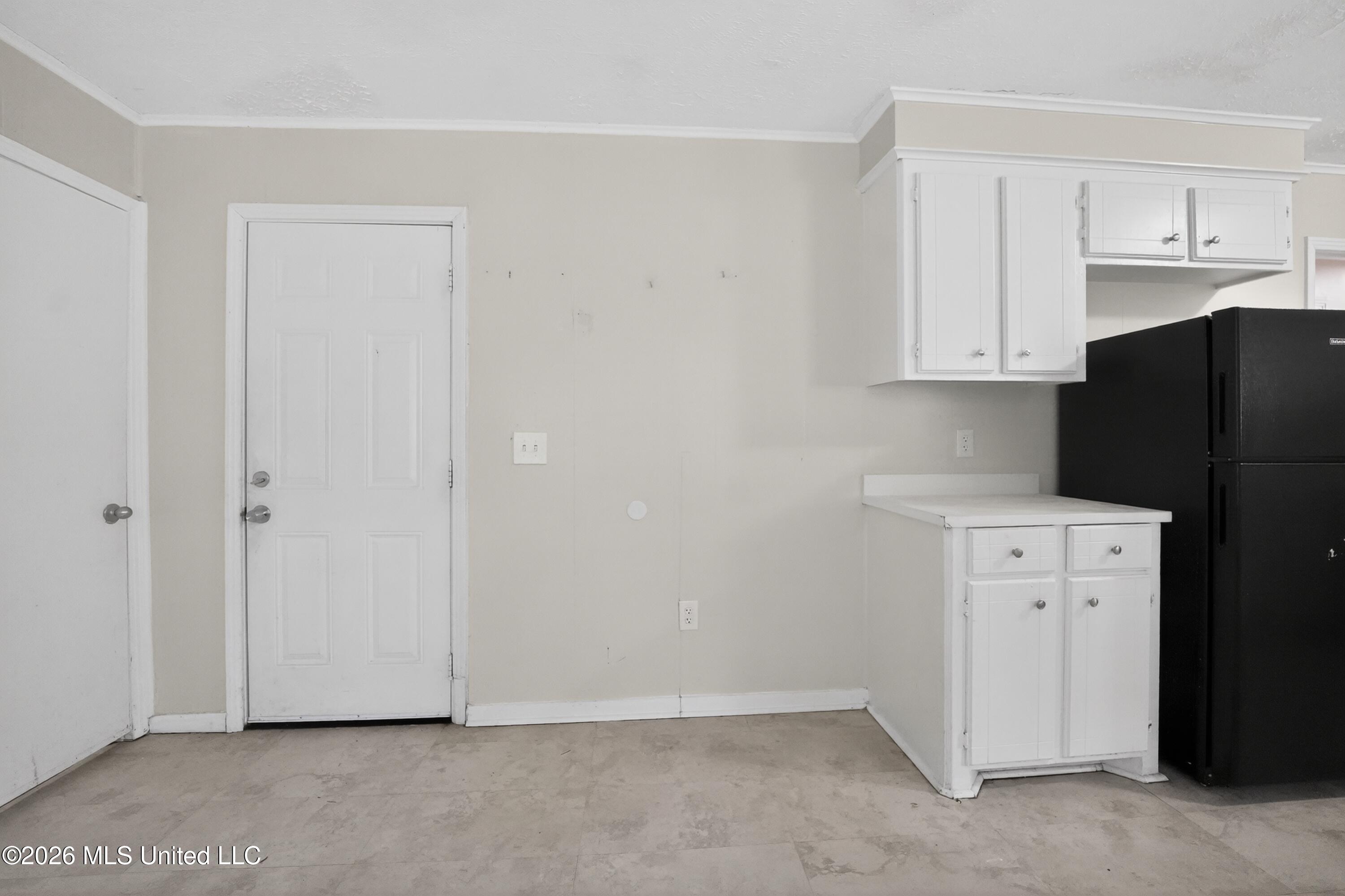 6578 Van Buren Road Jackson, MS 39213 - Photo 25 of 42 25_6578_Van_Buren_Rd-Kitchen-7260