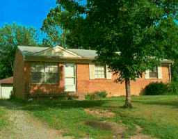 311 Overlook Road Louisville, KY 40229 - Photo 1 of 1 Primary Photo