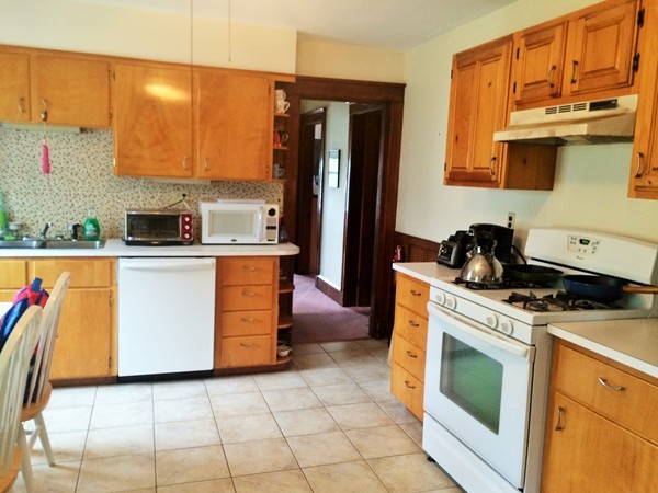 16 Bates Road Swampscott, MA 01907 - Photo 11 of 13 Gallery Image 11