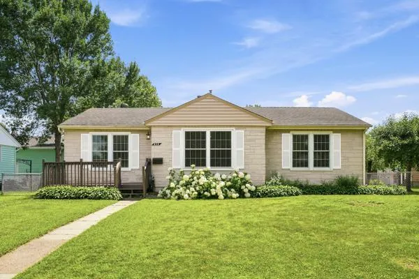 $325,000 | 928 2nd Avenue East, Shakopee, MN 55379