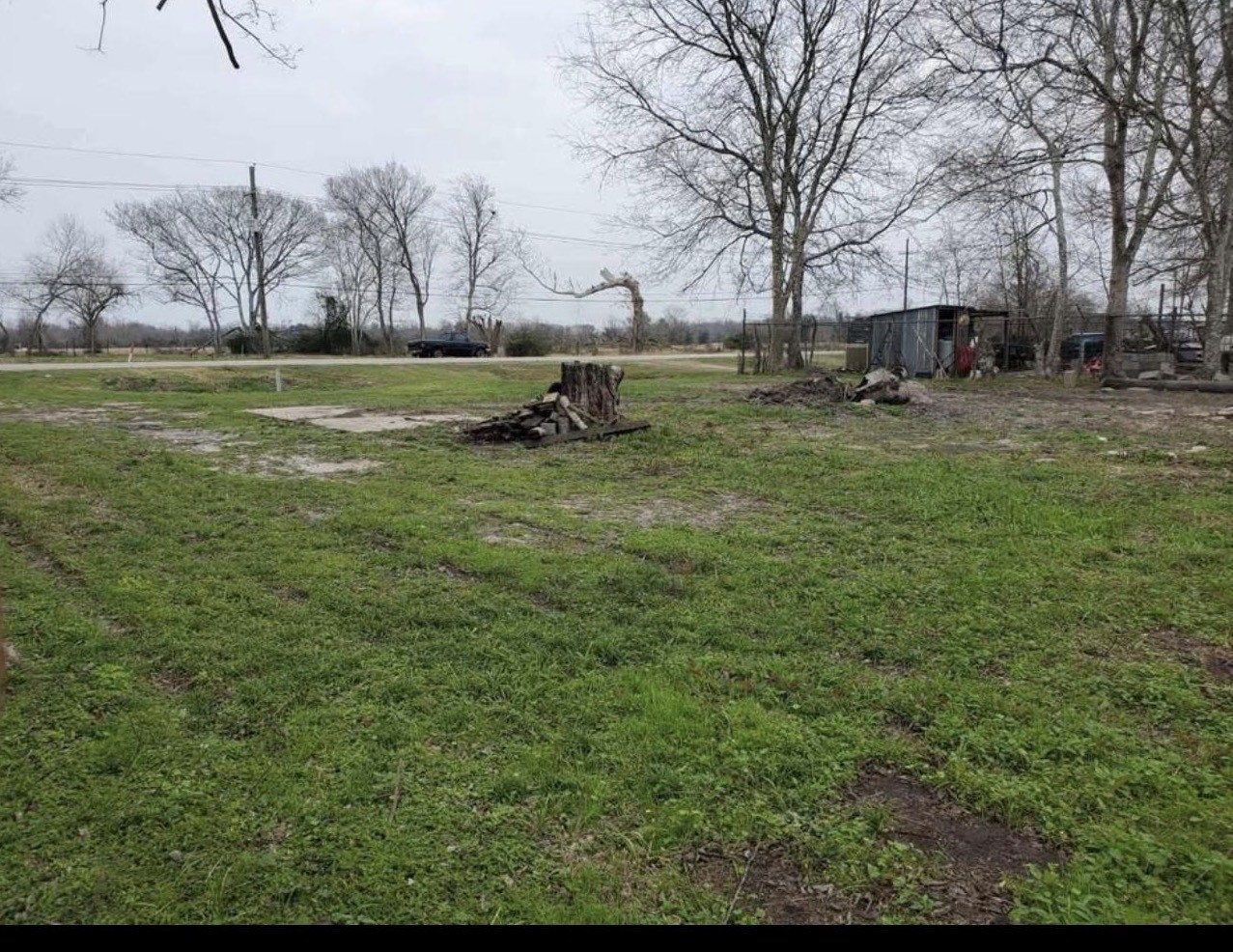 0 Cr Anchor 44 Road Angleton, TX 77515 - Photo 7 of 9 a view of a park with large trees