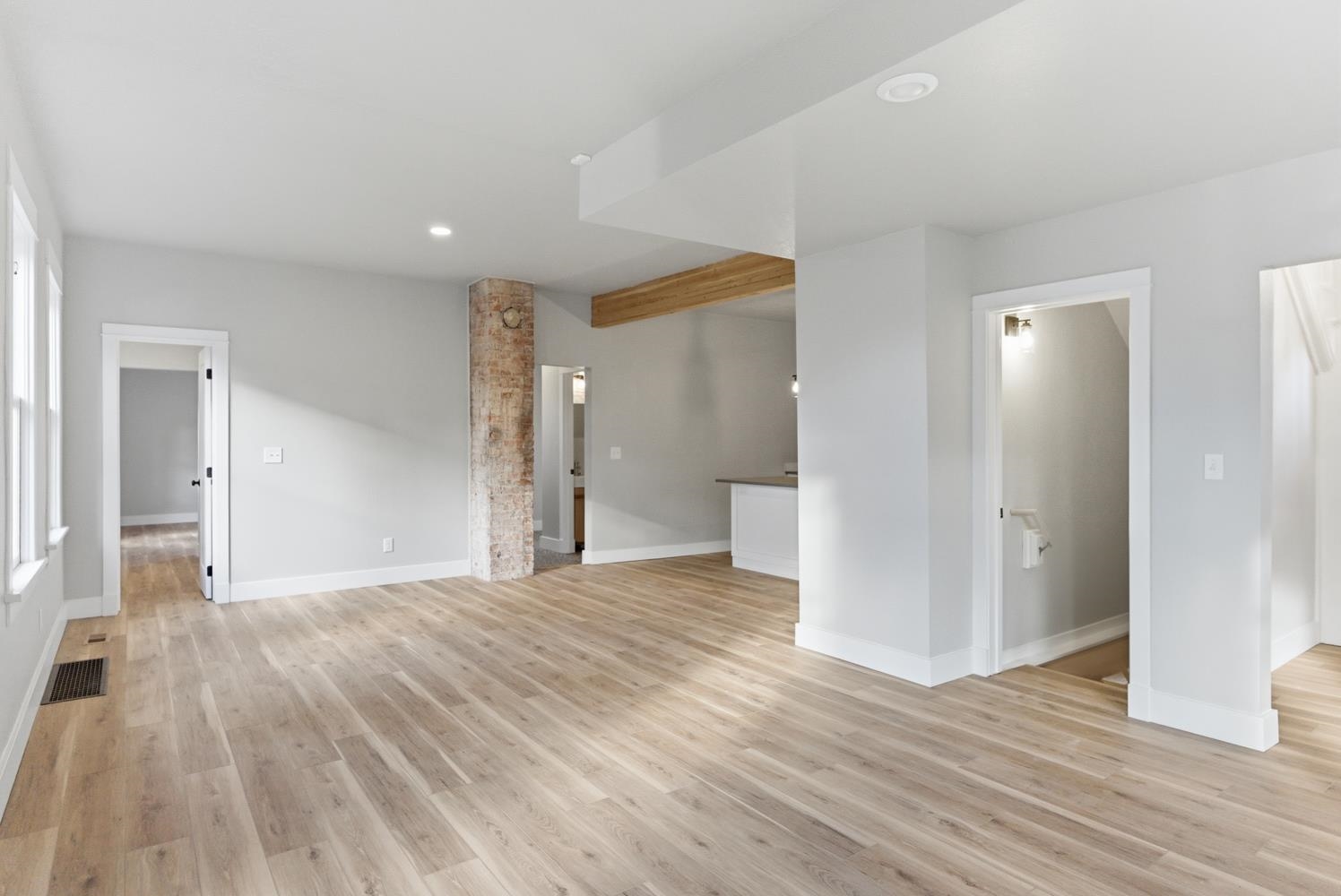613 East 9th Avenue Spokane, WA 99202 - Photo 12 of 42