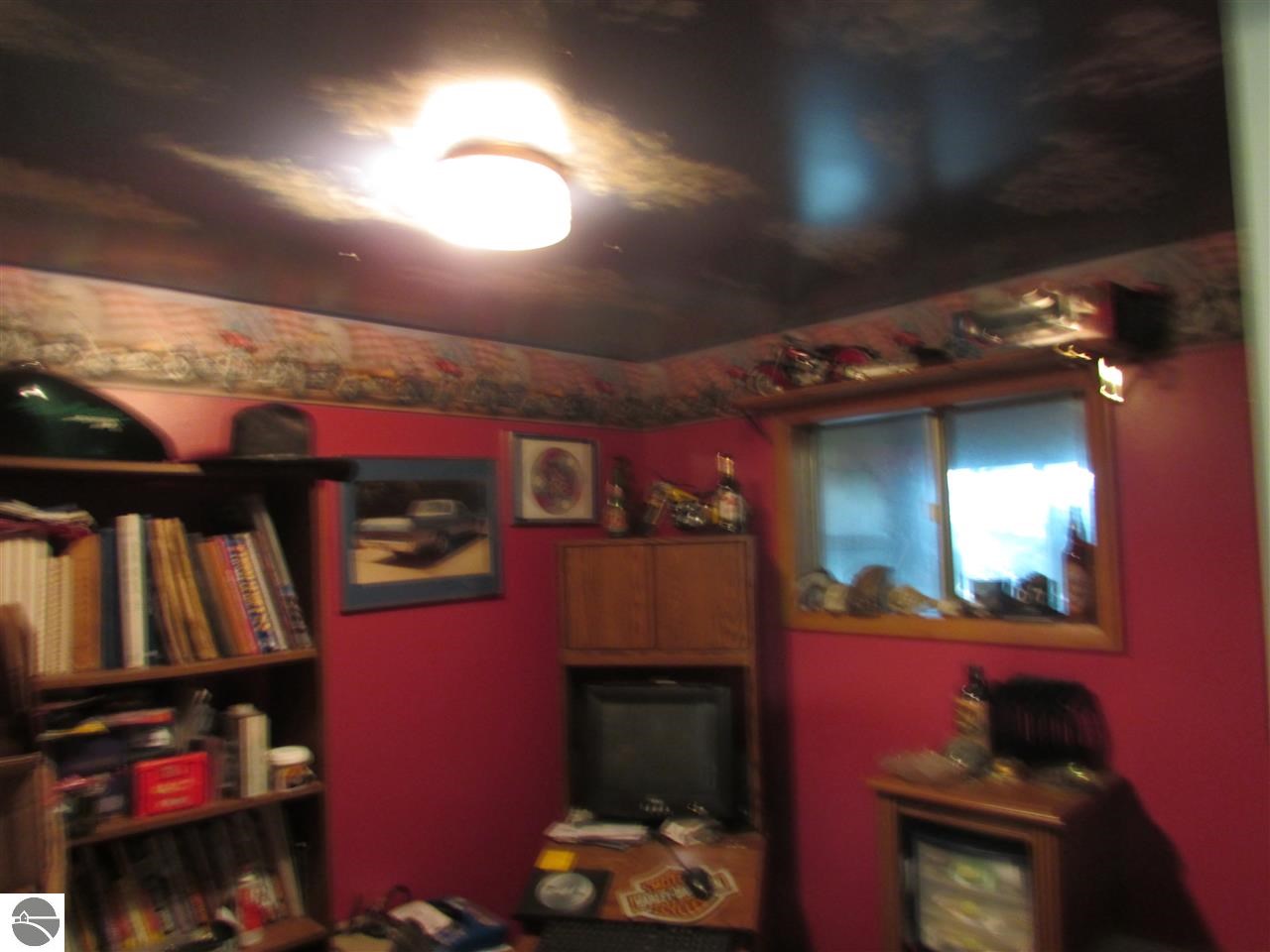 6450 South Loomis Road Shepherd, MI 48883 - Photo 7 of 23 1785657-6.JPG