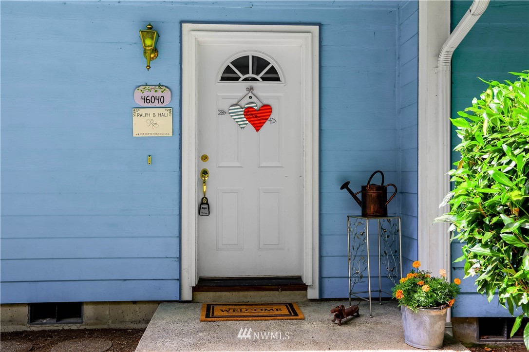 46040 Southeast Edgewick Road North Bend, WA 98045 - Photo 2 of 19 a view of a entryway door of the house