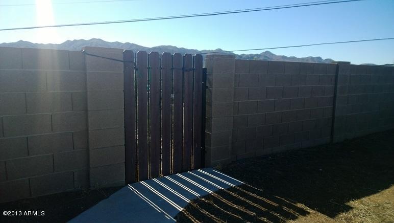 325 Croydon Road Kearny, AZ 85137 - Photo 29 of 35 Yard View 3 Gate to Lower area