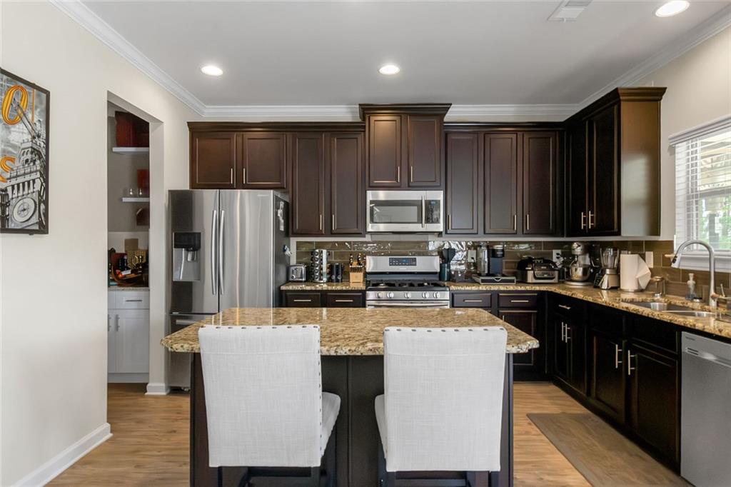 5743 Savannah River Road Atlanta, GA 30349 - Photo 14 of 42