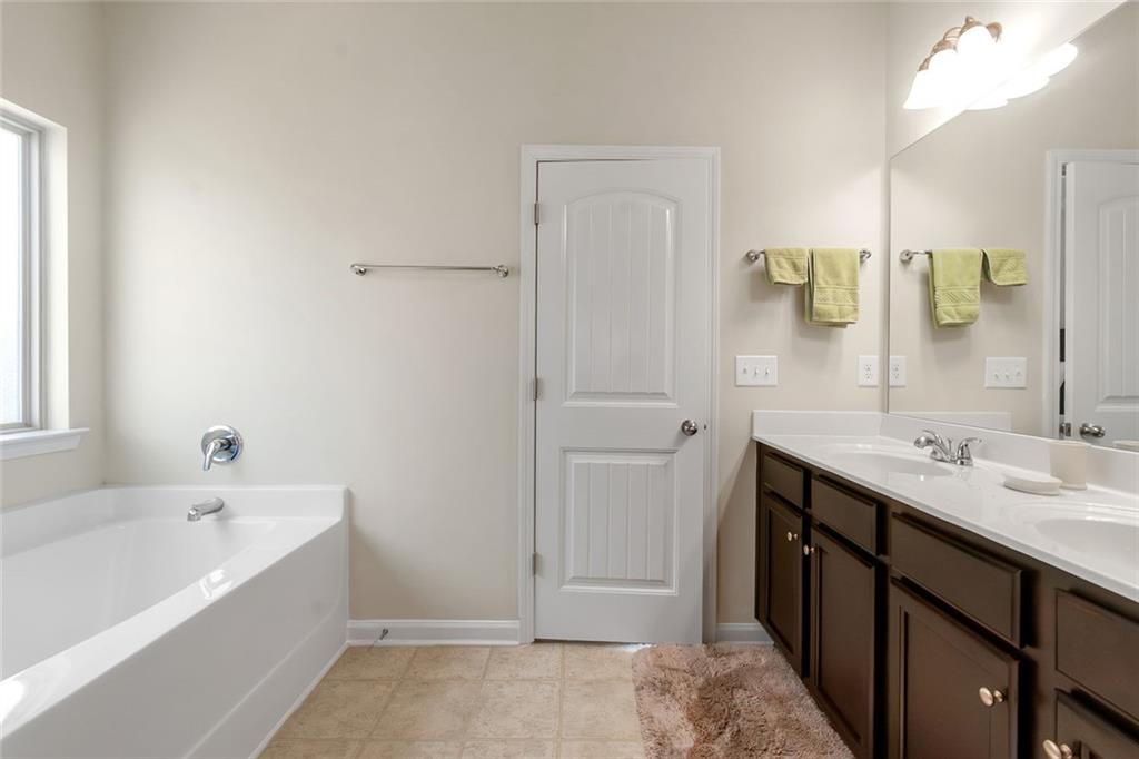 5743 Savannah River Road Atlanta, GA 30349 - Photo 34 of 42