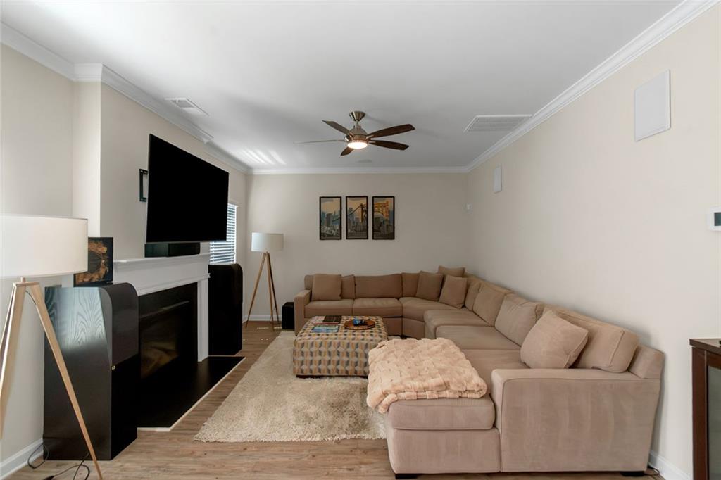 5743 Savannah River Road Atlanta, GA 30349 - Photo 9 of 42