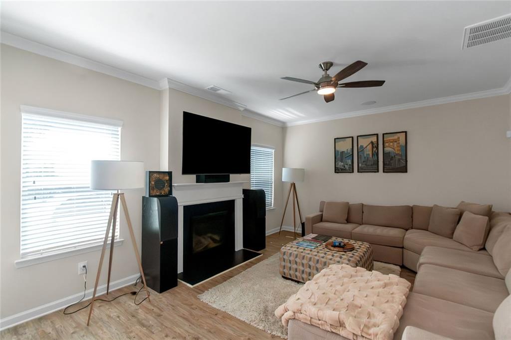 5743 Savannah River Road Atlanta, GA 30349 - Photo 10 of 42