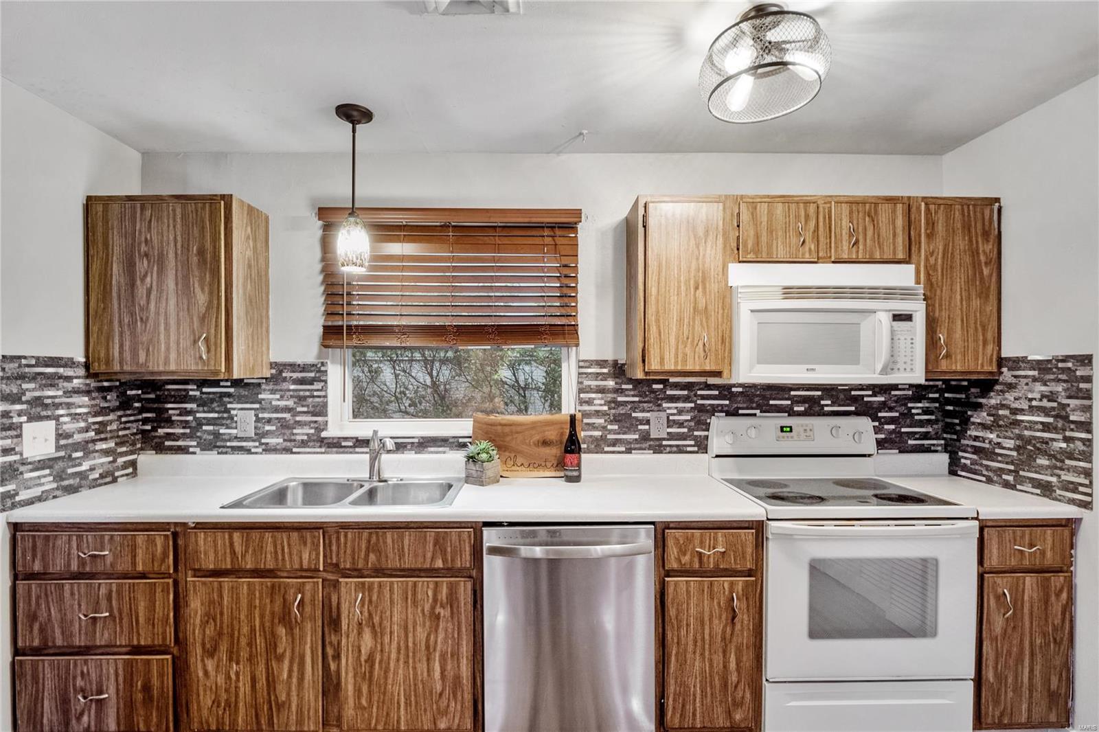 357 Bunker Hill Road Belleville, IL 62221 - Photo 14 of 32 Gallery Image 14