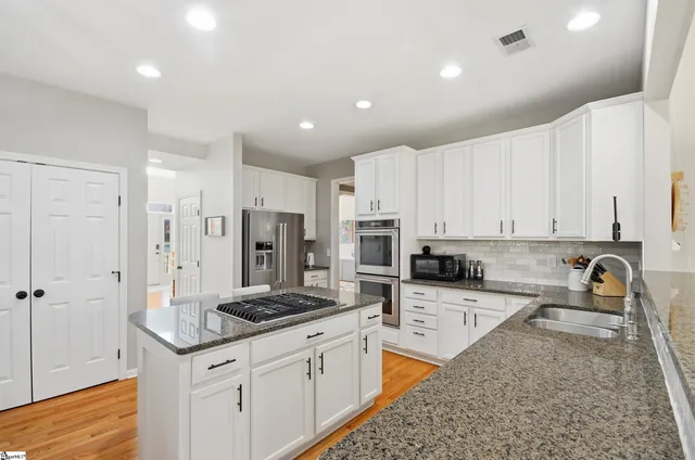 $600,000 | 137 Hammett Pond Court, Greer, SC 29650