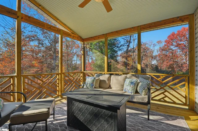 $600,000 | 137 Hammett Pond Court, Greer, SC 29650