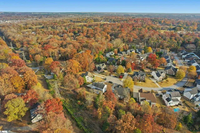 $600,000 | 137 Hammett Pond Court, Greer, SC 29650