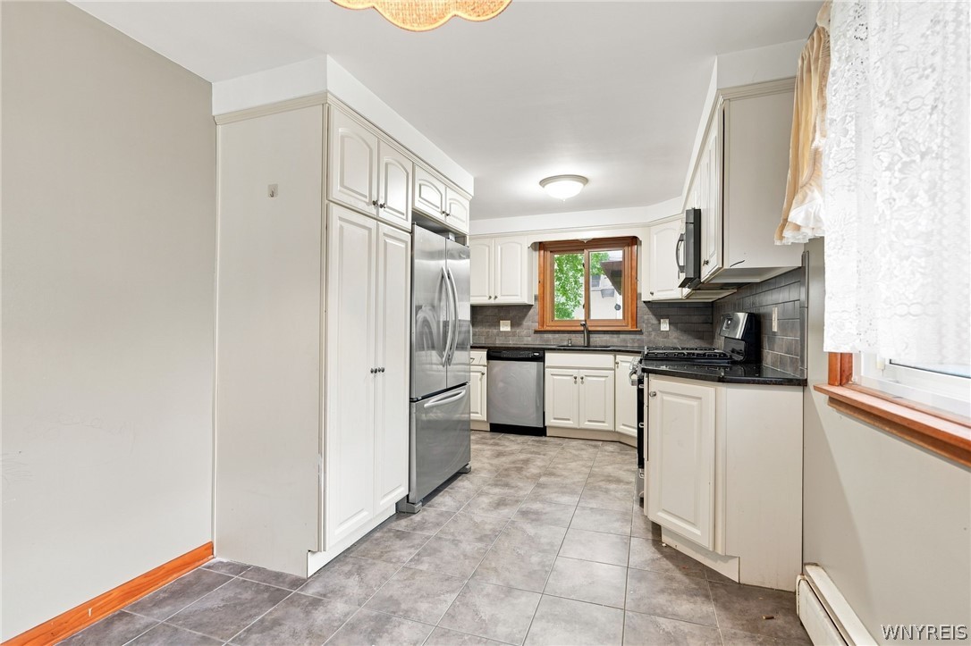 53 Hartford Road Amherst, NY 14226 - Photo 11 of 40 Gallery Image 11
