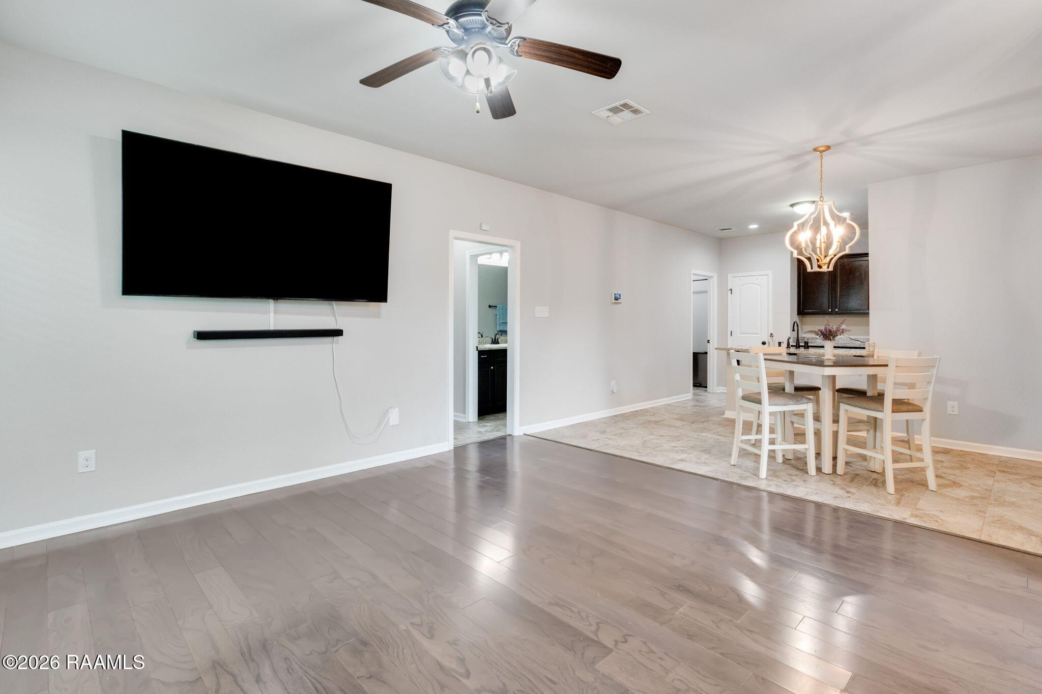 313 Burndap Way Lafayette, LA 70507 - Photo 6 of 21 16-web-or-mls-313 Burndap Way-12