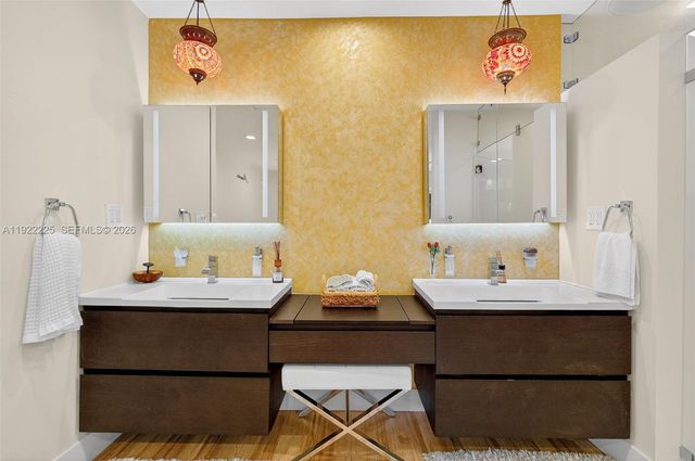 $1,650,000 | 9261 Southwest 88th Street, Miami, FL 33173