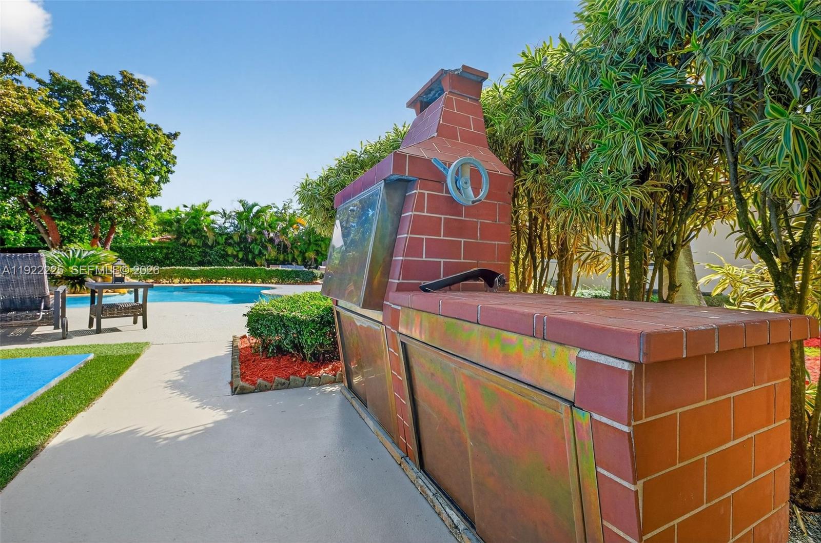 9261 Southwest 88th Street Miami, FL 33173 - Photo 41 of 55