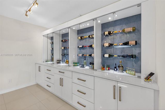 $1,650,000 | 9261 Southwest 88th Street, Miami, FL 33173