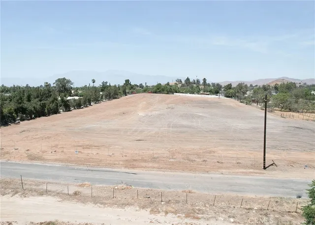 $1,695,000 | 0 60th Street, Jurupa Valley, CA 92509