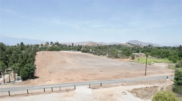 $1,695,000 | 0 60th Street, Jurupa Valley, CA 92509