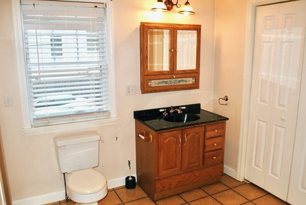 40 Wright Street Stoneham, MA 02180 - Photo 13 of 23
