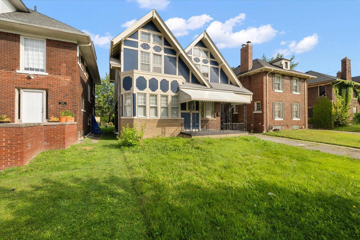 2066 Atkinson Street Detroit, MI 48206 - Photo 4 of 48 04-2066 Atkinson-4
