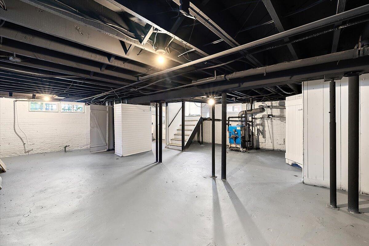 2066 Atkinson Street Detroit, MI 48206 - Photo 42 of 48 47-2066 Atkinson-47