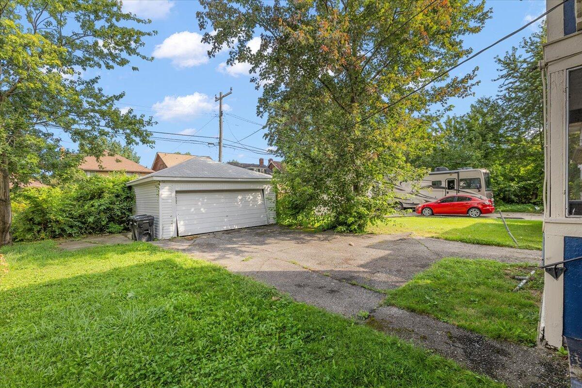 2066 Atkinson Street Detroit, MI 48206 - Photo 44 of 47 09-2066 Atkinson-9