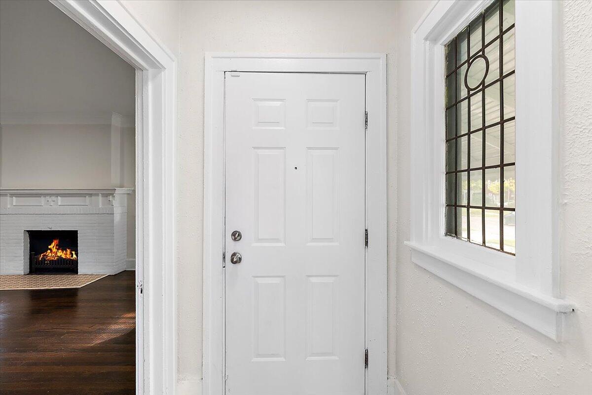 2066 Atkinson Street Detroit, MI 48206 - Photo 7 of 48 13-2066 Atkinson-13