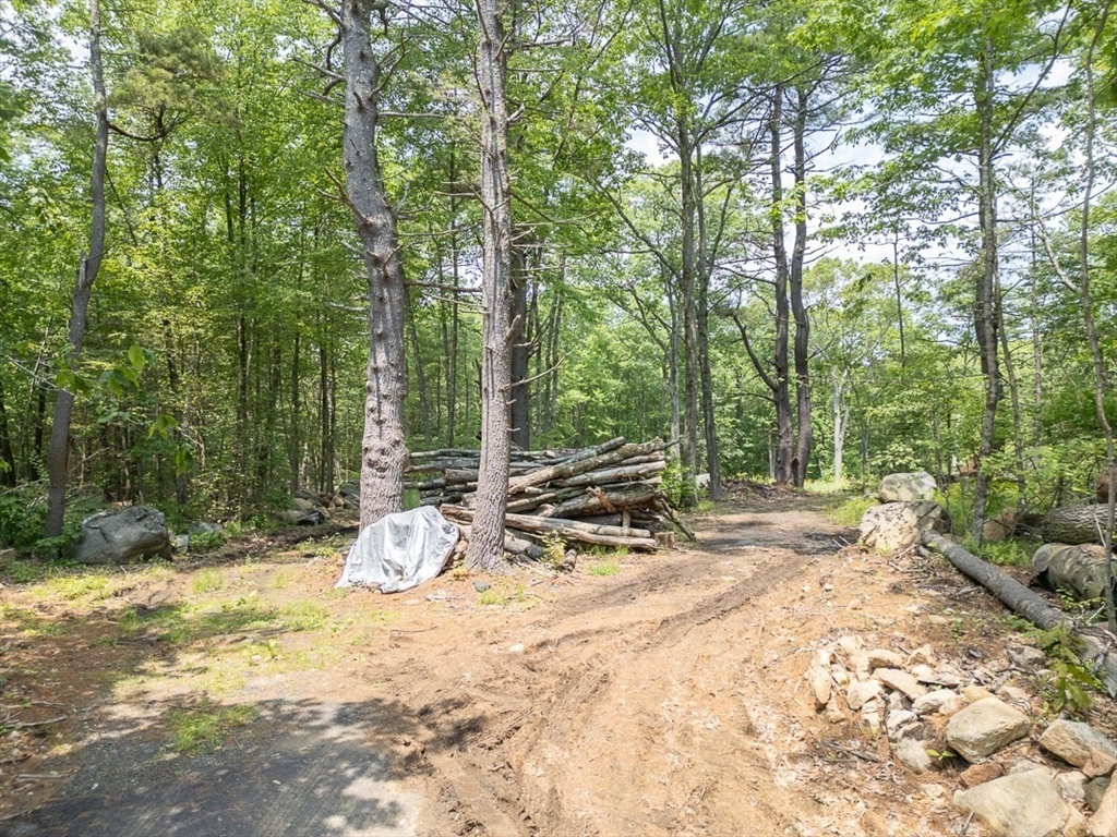 5-7 Secret Lake Road Phillipston, MA 01331 - Photo 2 of 15