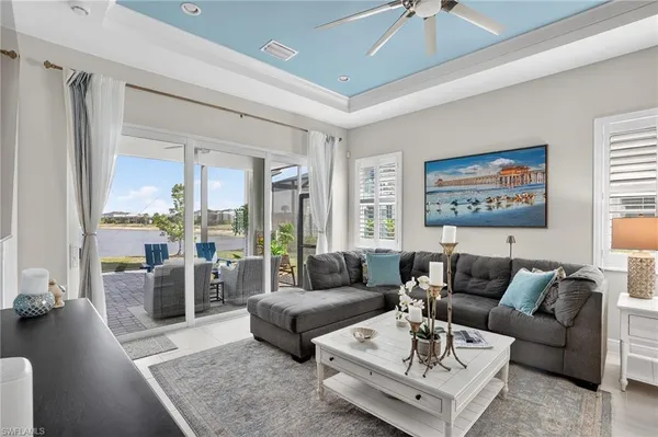 $679,000 | 9195 Cayman Drive, Naples, FL 34114