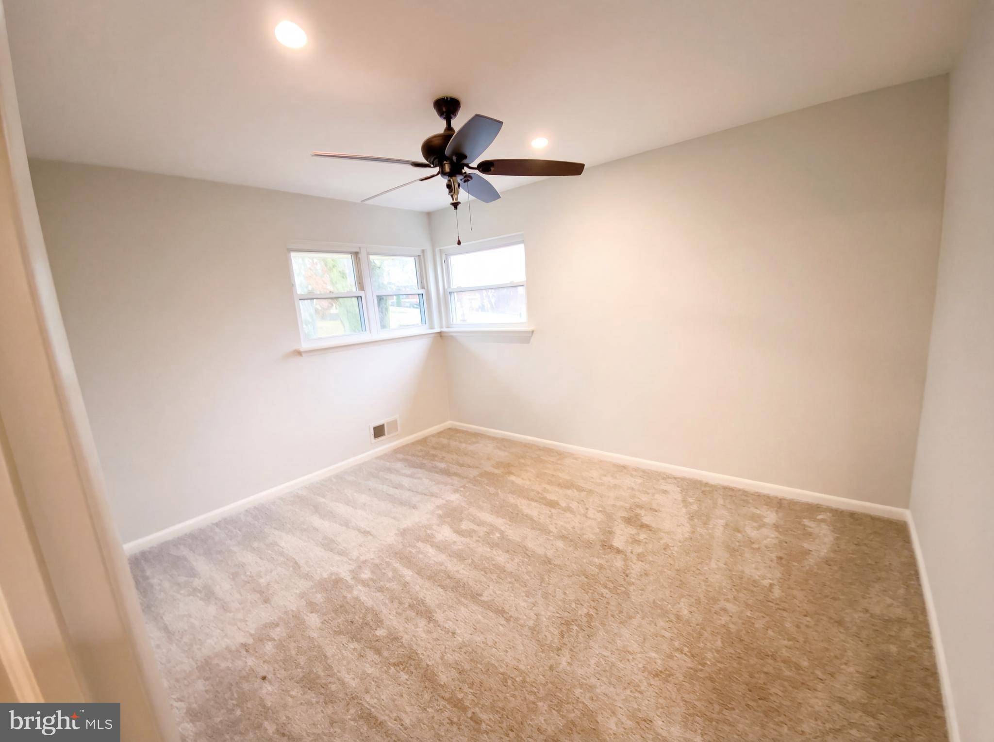 18320 Candice Drive Triangle, VA 22172 - Photo 4 of 19 a view of a big room with carpet