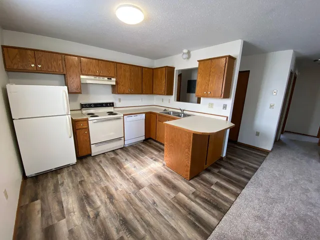 $325,000 | 1026 16th Street North, Fargo, ND 58102