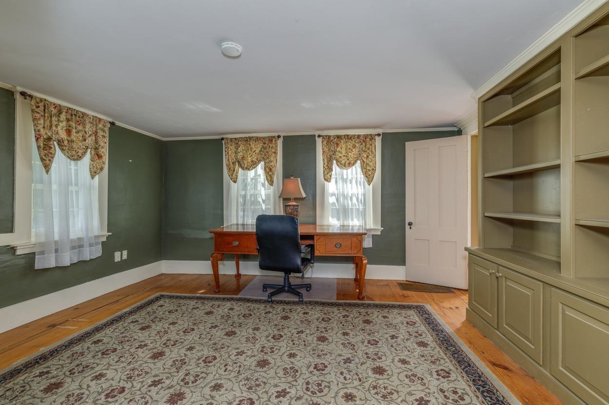2 Raymond Road Deerfield, NH 03037 - Photo 21 of 53