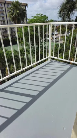 $1,850 | 4550 Northwest 9th Street, Unit 505E, Miami, FL 33126