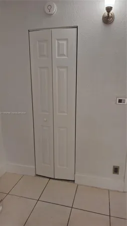 $1,850 | 4550 Northwest 9th Street, Unit 505E, Miami, FL 33126