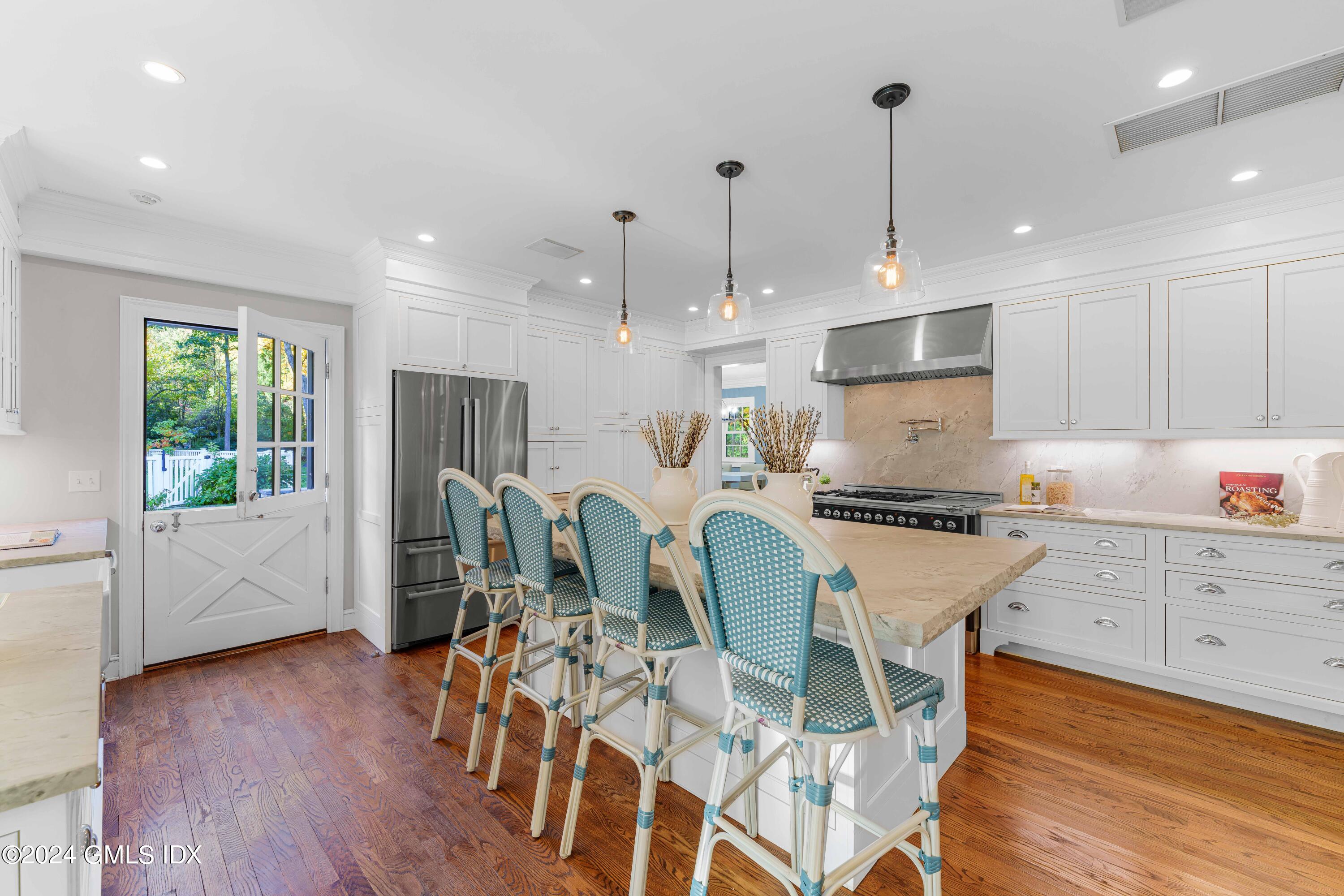201 Cognewaugh Road Cos Cob, CT 06807 - Photo 11 of 38 11 - DSC09764