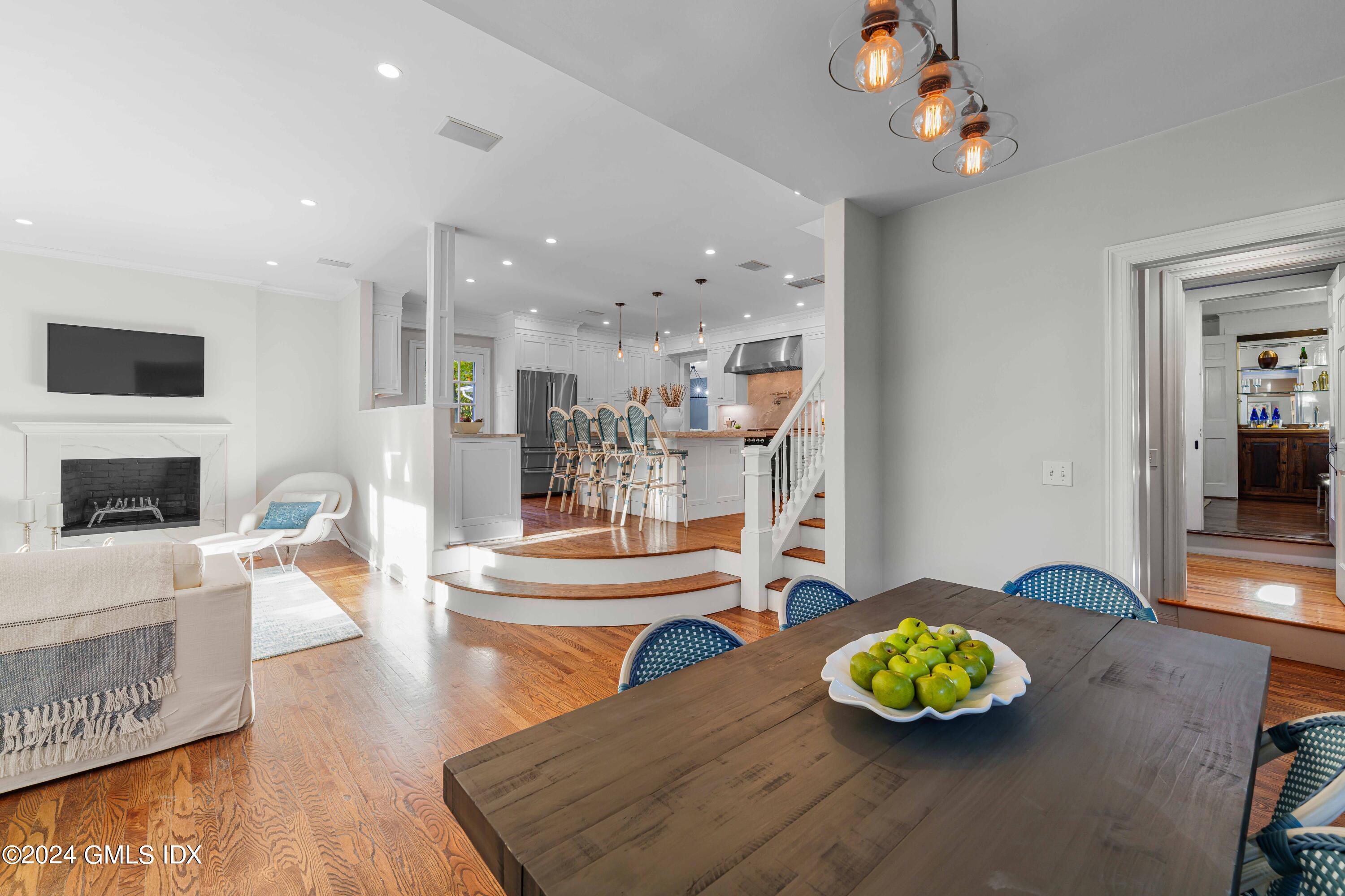 201 Cognewaugh Road Cos Cob, CT 06807 - Photo 13 of 38 13 - DSC09742