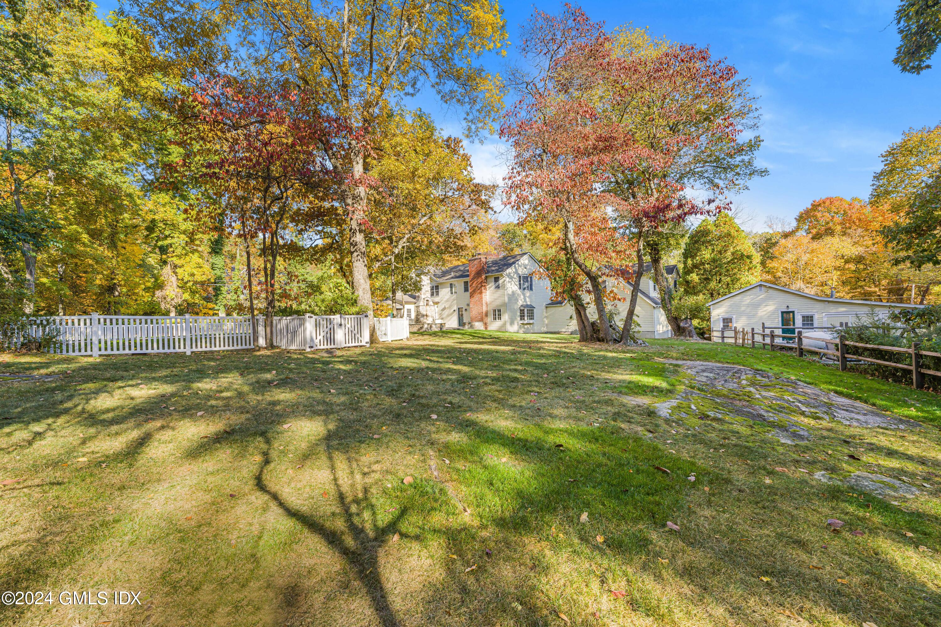 201 Cognewaugh Road Cos Cob, CT 06807 - Photo 34 of 38 34 - DSC00086