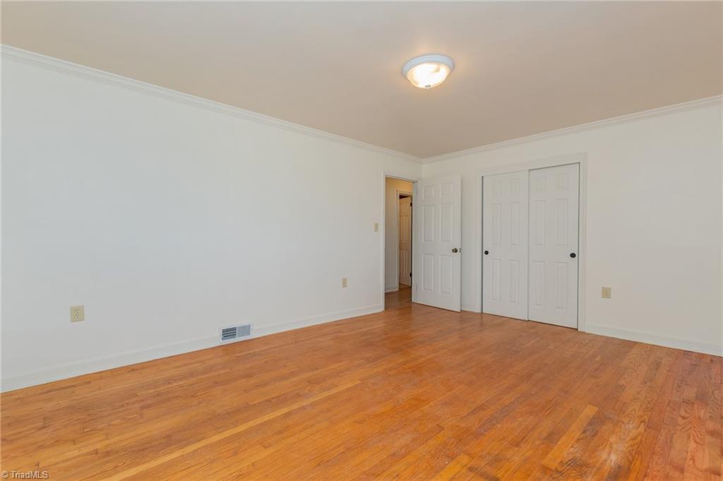 3035 Plantation Road Winston-Salem, NC 27105 - Photo 9 of 28