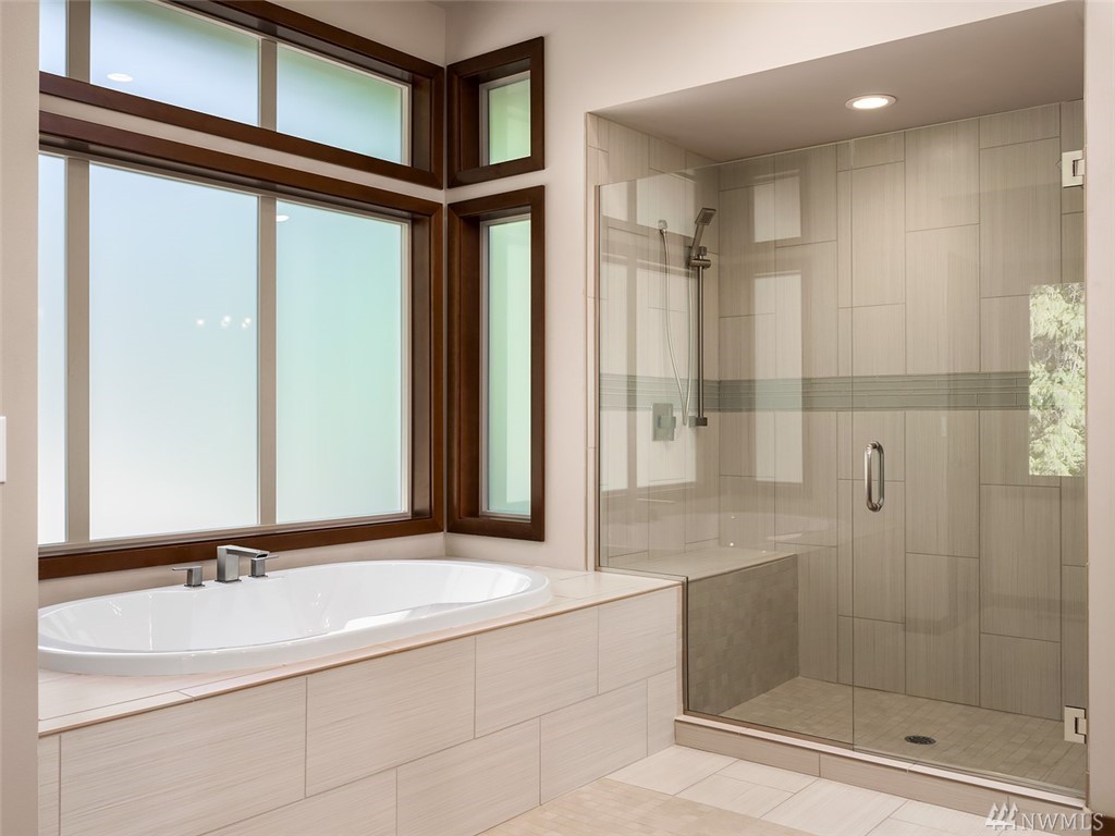 24310 7th Place West Bothell, WA 98021 - Photo 23 of 36