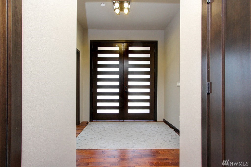 24310 7th Place West Bothell, WA 98021 - Photo 5 of 36